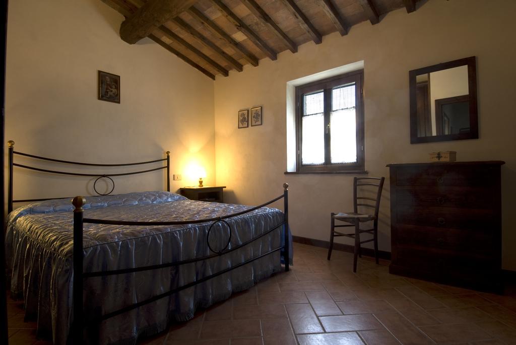 Appartamento Casa il Ponte Chianni Camera foto