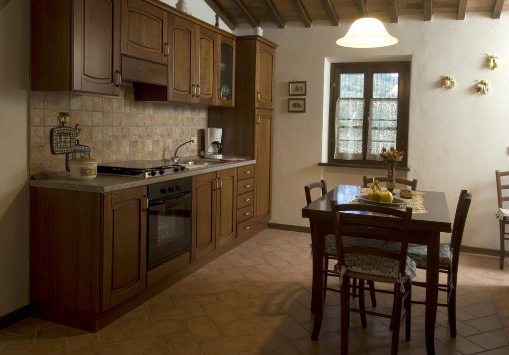 Appartamento Casa il Ponte Chianni Camera foto
